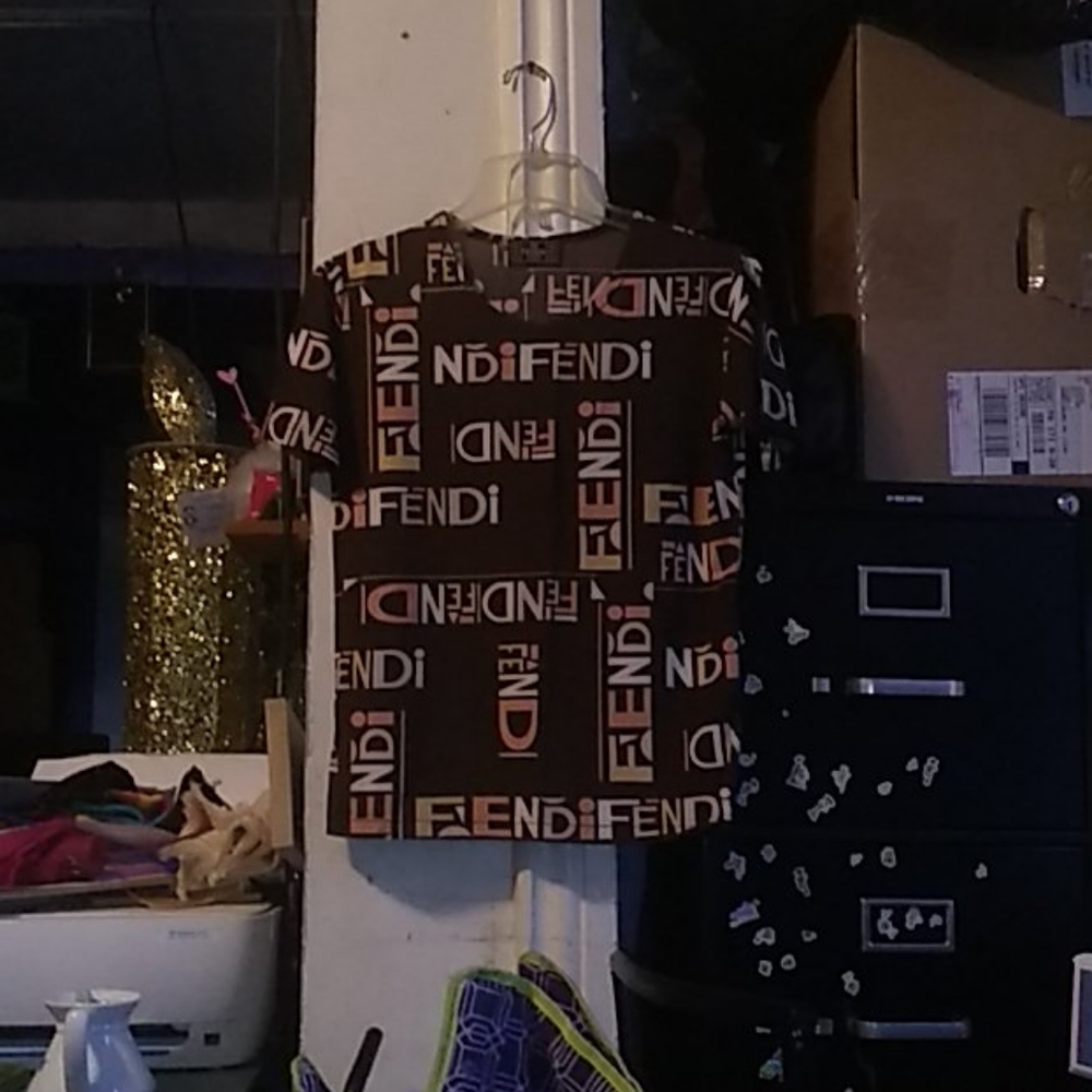 Woman's Fendi tee shirt